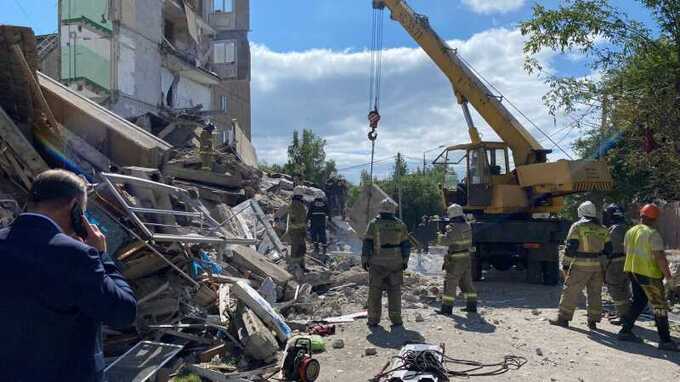 В Нижнем Тагиле ребенок, зажатый под завалами дома, смог дозвониться своей маме