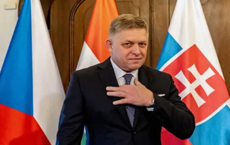 Премьер-министр Словакии рассказал о своем самочувствии