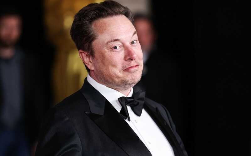 Илон Маск пошёл навстречу Трампу после снижения стоимости акций Tesla и убытков в миллиарды
