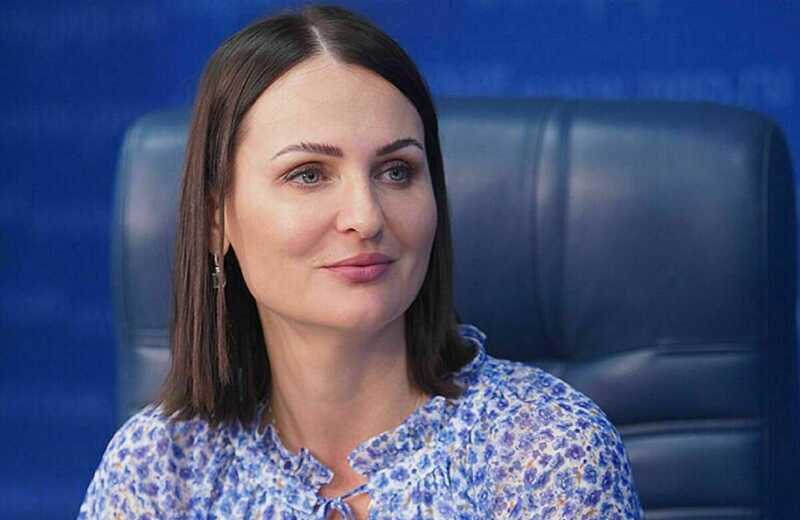 В Госдуме предложили вернуть информацию о семейном статусе в российские паспорта