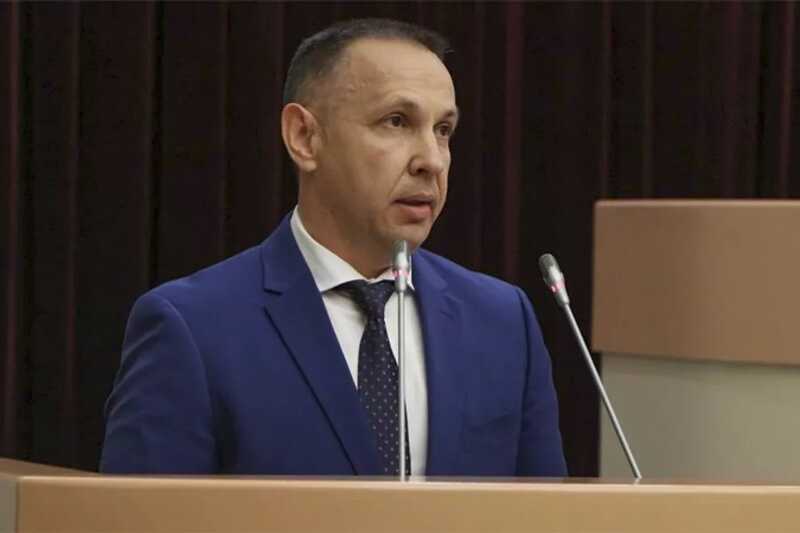 Вокруг продажи земель и техники компании семьи бывшего сенатора Олега Алексеева разгораются судебные разбирательства