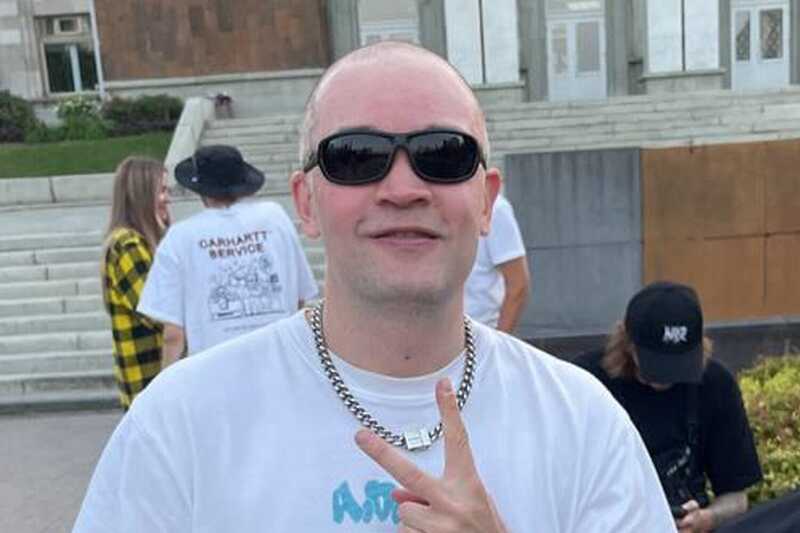 Стрит-арт художника Namer исключили из коллектива после уголовного дела об изнасиловании несовершеннолетних