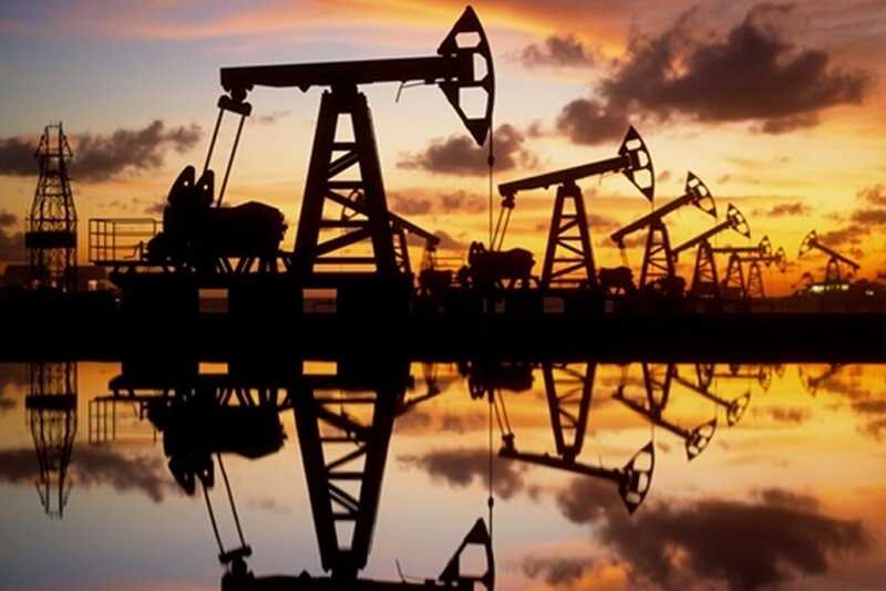 Китай увеличивает запасы нефти из-за нестабильной ситуации на Ближнем Востоке