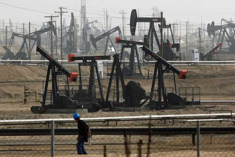 Рынок нефти обрушился из-за обострения конфликтов на Ближнем Востоке