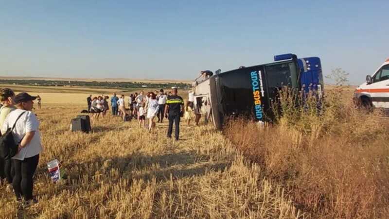 В Румынии произошла авария с автобусом, в котором находились десятки украинцев