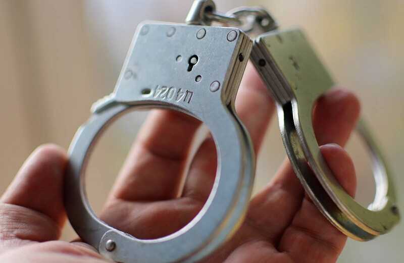 В Екатеринбурге школьнику вынесли приговор в виде 9,5 лет заключения за убийство своей подруги и её матери