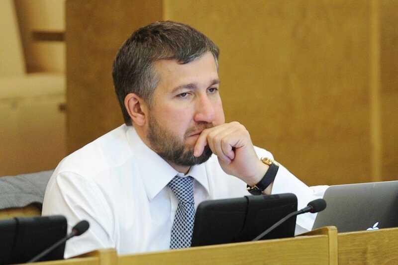 Финансы депутата Григория Аникеева направлены в Дубай: план рухнул после задержания посредников