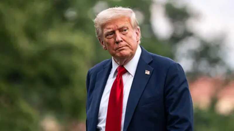 Трамп приказал опубликовать материалы большого жюри, связанные с делом финансиста Эпштейна