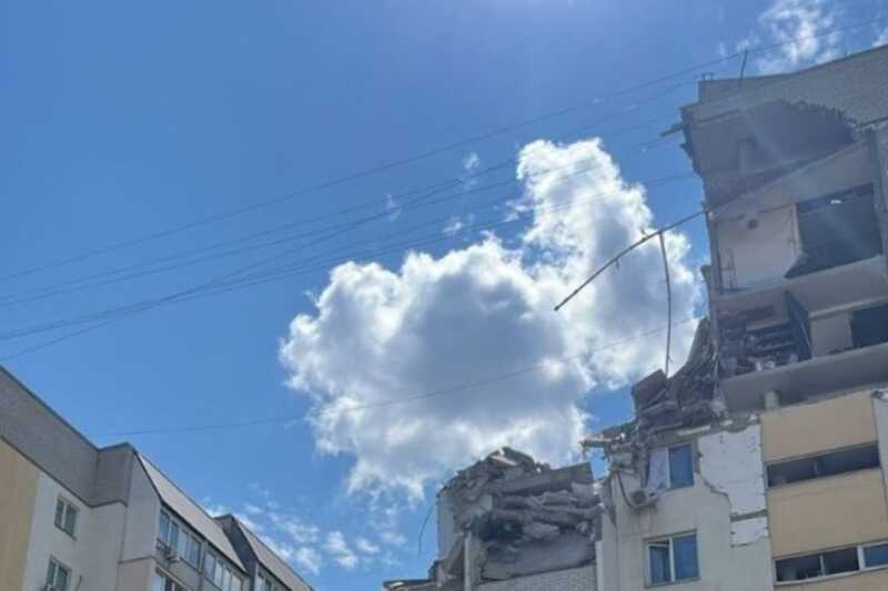 Жильцы сообщали о незащищенных газовых трубах за несколько часов до взрыва в саратовской многоэтажке