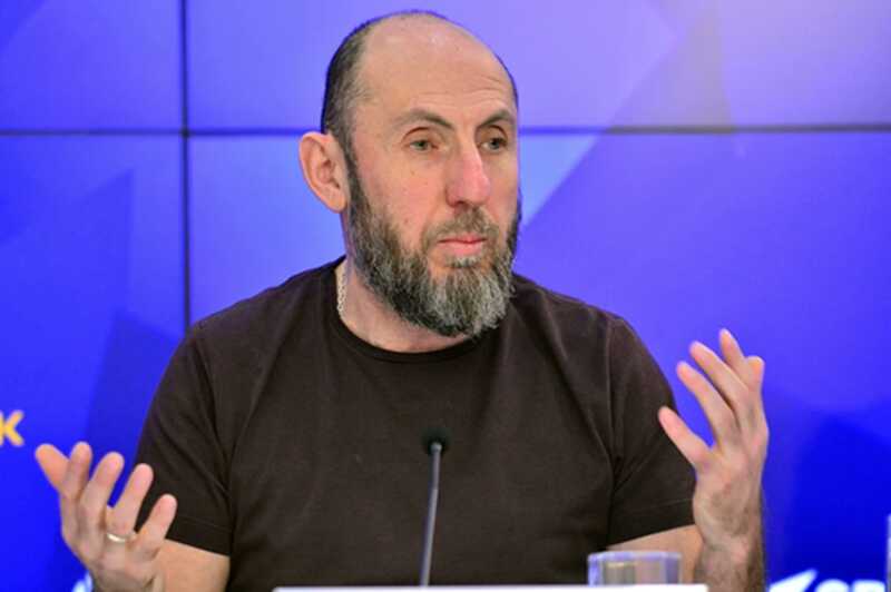 Басманный суд арестовал имущество «криминального» директора МХАТа Владимира Кехмана