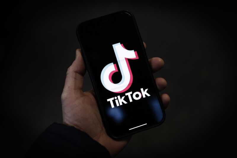 Беременность девятиклассницы из TikTok вызвала подозрения в нечестности