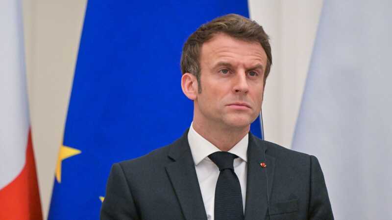 Президент Франции отметил, что Украина может согласиться на некоторые уступки, при этом он заверил в обеспечении безопасности